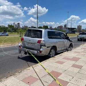 Balean camioneta en la Costanera de Asunción - Policiales - ABC Color