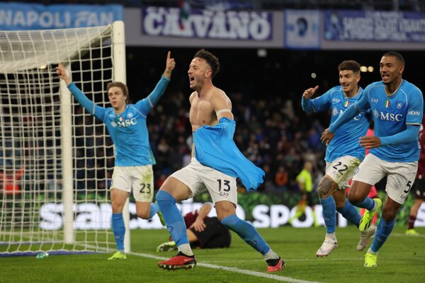 Versus / Con suspenso y en tiempo de descuento, Napoli triunfó ante el Salernitana