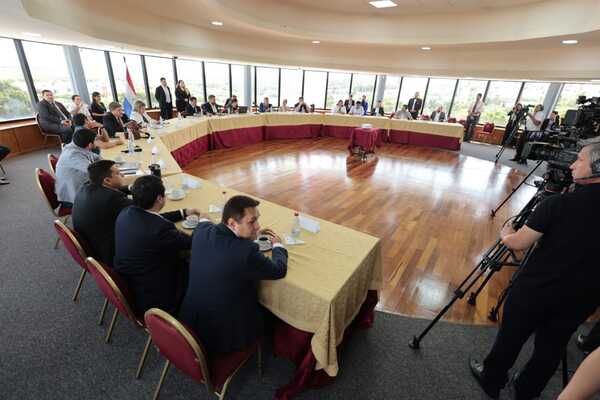 Comisión Permanente convoca para analizar merienda escolar y ciberseguridad - ADN Digital
