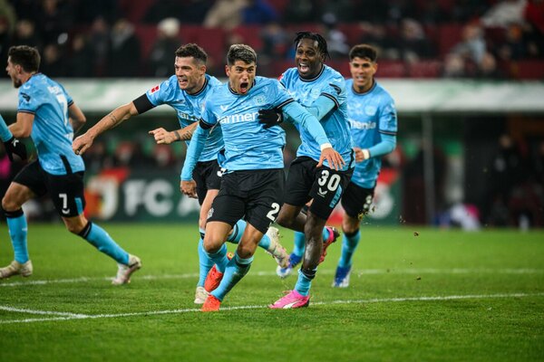 Versus / Bayer Leverkusen es el "campeón de invierno" de la Bundesliga