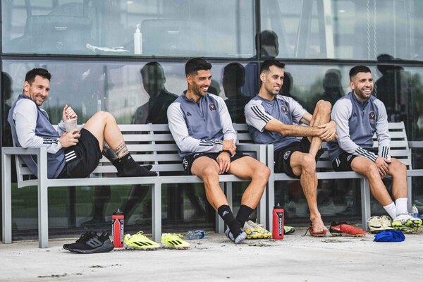 Versus / Un Luis Suárez ambicioso debuta su etapa como jugador del Inter Miami