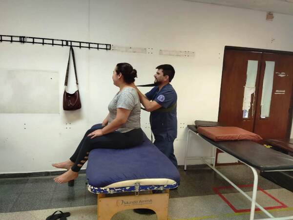 En Clínicas realizan evaluación funcional post dengue y covid - .::Agencia IP::.