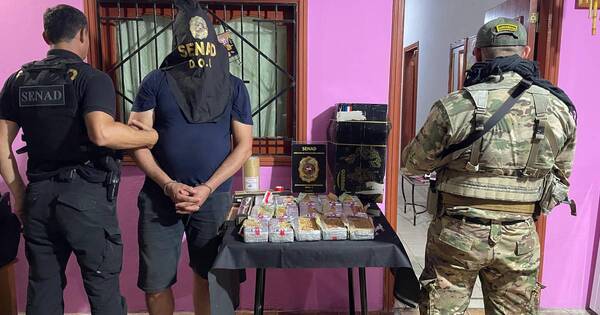 La Nación / Golpe al microtráfico: droga incautada está valuada en USD 2.700 cada pan