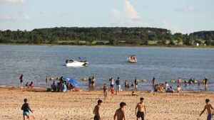 Hernandarias habilita al público su playa Tacurú Pucú, única en la costa del lago Itaipú