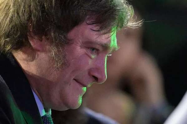 Javier Milei viaja a Davos en medio de una alta expectación y con agenda desconocida - Mundo - ABC Color