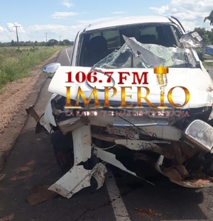 Un fallecido y dos heridos tras caída de una camioneta al costado de un camino - Radio Imperio 106.7 FM