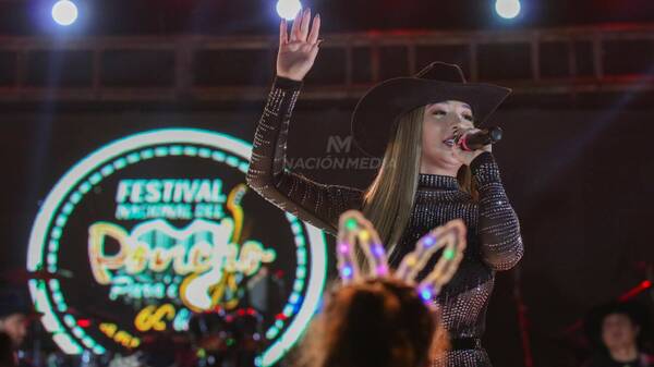 [VIDEO] ¡Mirá cómo Marilina movió las caderas en el festival del poncho!