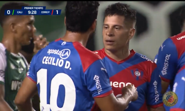 (VIDEO). El golazo que hizo Juan Manuel Iturbe en el amistoso de Cerro vs Cali