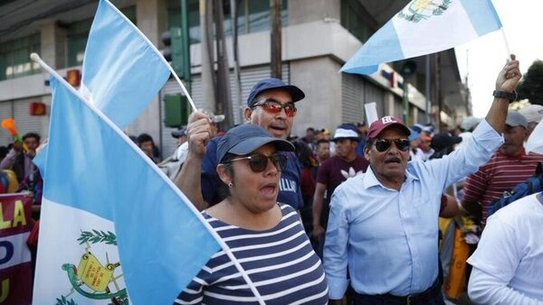 Tensión en Guatemala por atraso en la instalación del Congreso, paso necesario para investidura de Arévalo