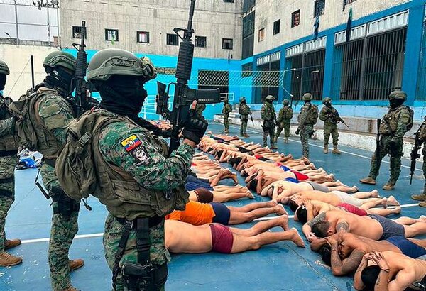 Militares toman control de varias cárceles de Ecuador tras liberación de rehenes