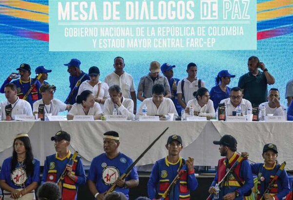 Gobierno de Colombia extiende hasta julio tregua con disidentes FARC