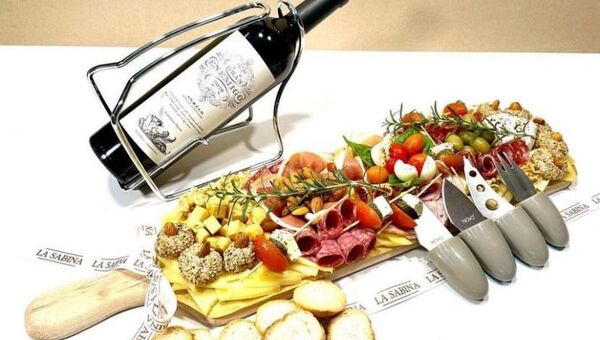 La Sabina: expertos en picadas y sándwiches gourmet (ojo con la tabla de quesos y jamones)