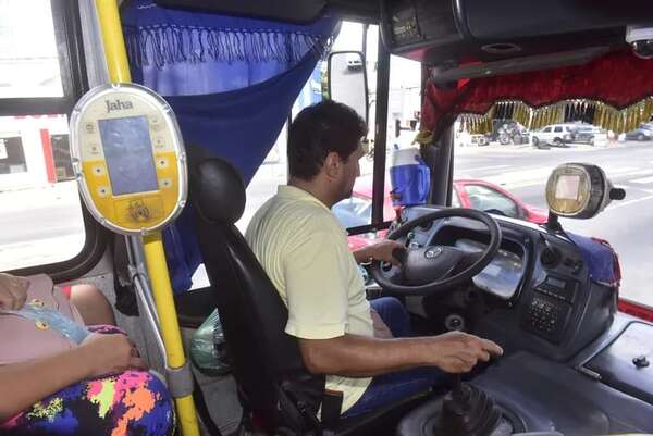 Transporte público: Choferes piden que se anulen nuevas reglas que solo les perjudica a ellos - Economía - ABC Color