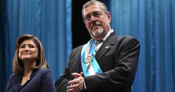 La Nación / Bernardo Arévalo asumió la presidencia de Guatemala