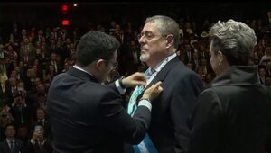 Bernardo Arévalo asume la presidencia de Guatemala - Megacadena - Diario Digital