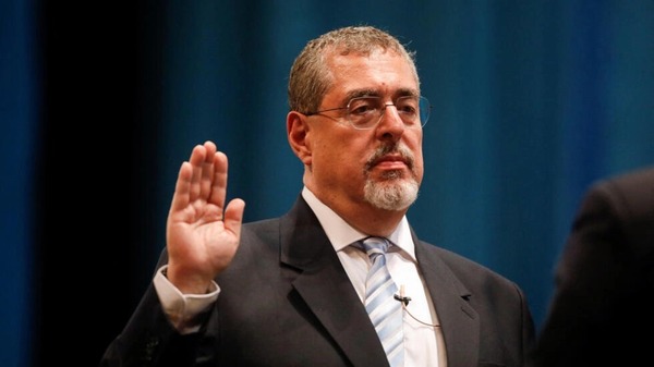Bernardo Arévalo juró finalmente como presidente de Guatemala - .::Agencia IP::.
