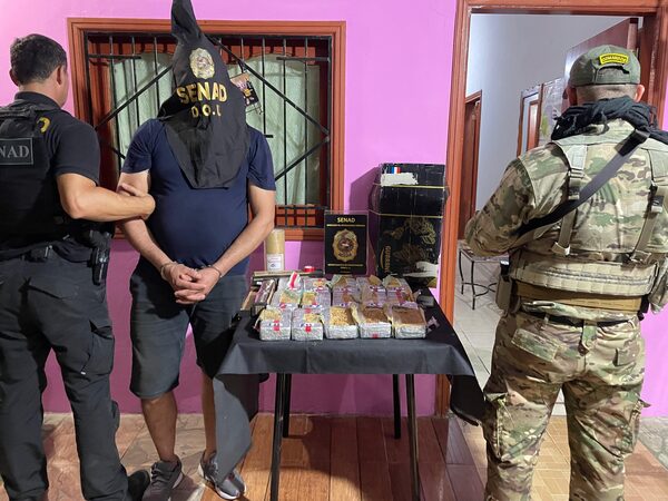 Senad detiene a un hombre y frena ingreso de 150.000 dosis de crack para el departamento Central - .::Agencia IP::.