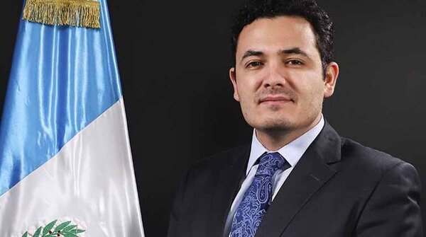 Diputado de 31 años del partido oficial es el nuevo presidente del Congreso de Guatemala