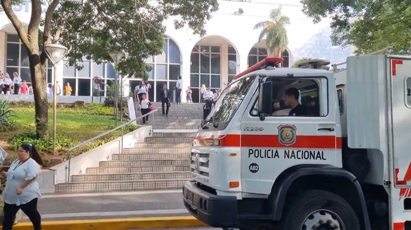 Evacúan Palacio de Justicia por supuesto principio de incendio - ADN Digital