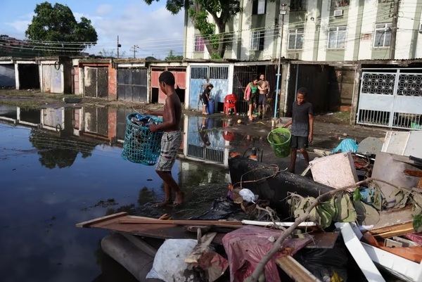 Al menos 11 muertos en Río de Janeiro por las lluvias torrenciales - ADN Digital