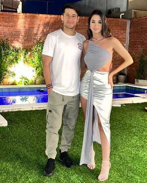 Stephi Ríos viajará a Brasil para acompañar a Tito Torres - Gente - ABC Color