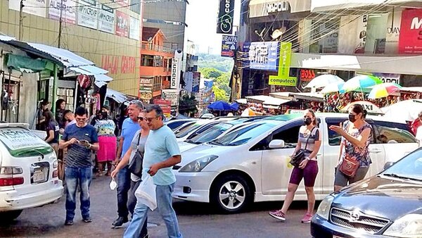 El tradicional servicio de taxi agoniza en la capital del Alto Paraná