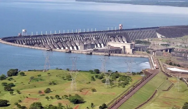 Peña y Lula abordarán tarifa 2024 de Itaipú y revisión de Anexo C