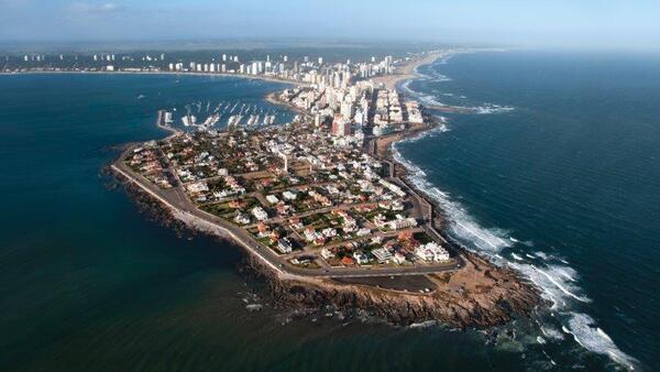 Una joven paraguaya cayó de un edificio de Punta del Este y fue hospitalizada | 1000 Noticias