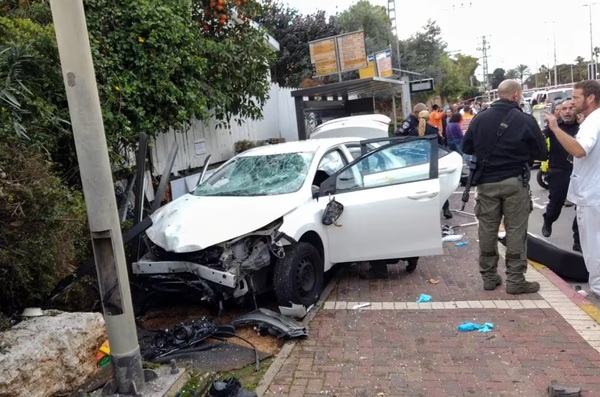 Atentado en Israel: al menos un muerto luego de que un atacante atropellara a 18 personas