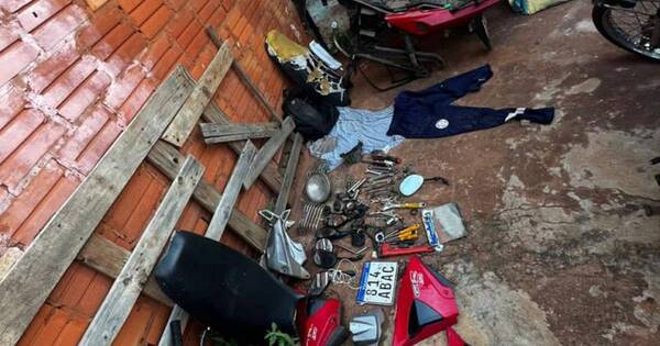 Diario HOY | Tres jóvenes detenidos e imputados tras recuperación de motocicleta mediante GPS