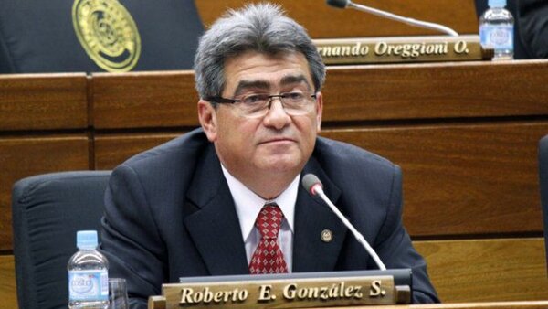 Denuncian que Caja Municipal concedió jubilación de G. 12 millones a diputado