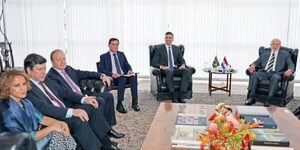 Santiago Peña y Lula Da Silva inician reunión bilateral