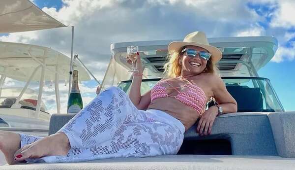 Sara Allinquant y sus vacaciones en ensueño en Saint-Martin - Gente - ABC Color