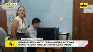 Video: Elías Godoy no renunciará a su cargo como “asesor” de su mamá Roya Torres - ABC Noticias - ABC Color