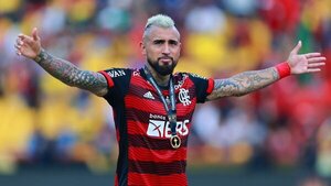 Arturo Vidal haría desplante al América; iría a Olimpia de Paraguay por menos dinero