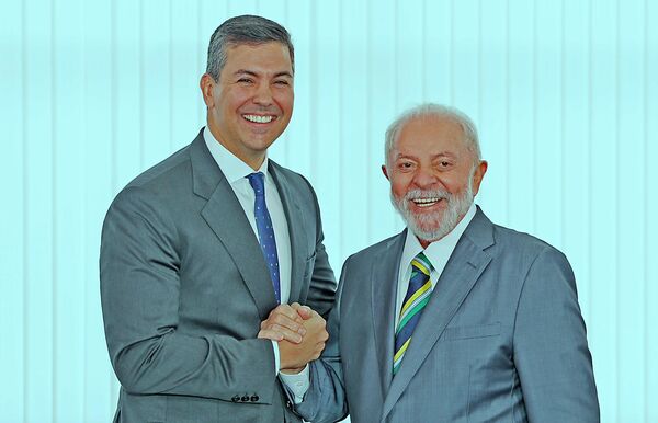 Peña y Lula iniciaron conversaciones para la revisión del anexo C del Tratado de Itaipú - MarketData