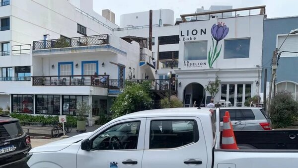 Paraguaya cae del segundo piso de un restaurante en Punta del Este - Radio Imperio 106.7 FM