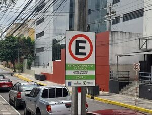 Estacionamiento tarifado en Asunción: Contraloría inicia fiscalización a Parxín por denuncias de mal servicio · Radio Monumental 1080 AM