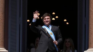 Milei viajó a Davos con 60 pedidos de reuniones bilaterales