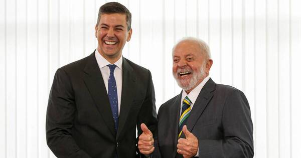 La Nación / Itaipú: “Tiempo al tiempo”, afirma Peña a las críticas de medios funcionales al abdismo