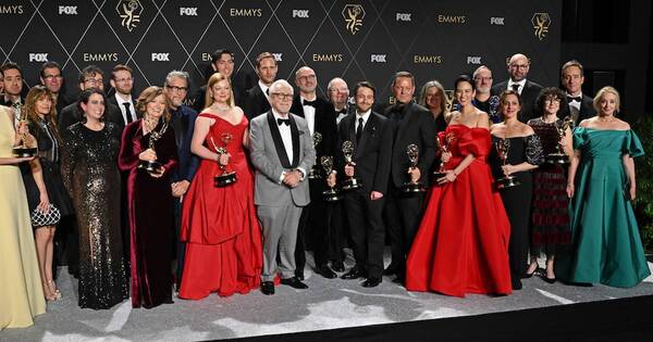 Diario HOY | “Succession”, “The Bear” y “Bronca” arrasan en una nostálgica noche de Emmy