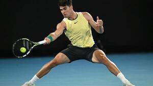 Alcaraz regresa con victoria ante Gasquet