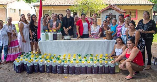 La Nación / Mujeres privadas de libertad terminan curso de emprendedurismo como parte del proyecto Becal-BID