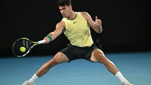 Alcaraz regresa con victoria ante Gasquet