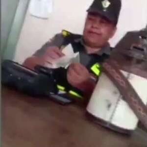 Abren sumario a inspectora de la Caminera grabada pidiendo coima - Nacionales - ABC Color