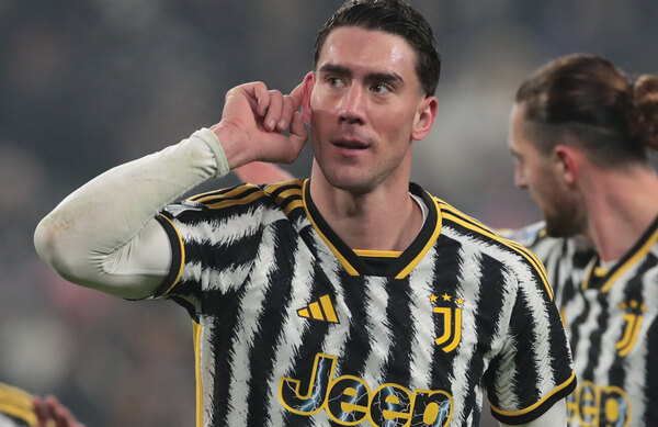Versus / Con dos misiles de Vlahovic, Juventus gana y le pisa los talones al Inter