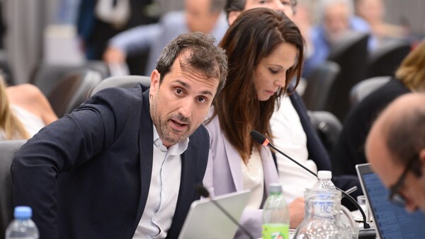 Cámaras de comercio y empresarios exigen mejoras en las condiciones de la ley ómnibus