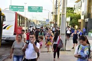 DNIT reclama impuestos por más de G. 600 millones a los transportistas - Economía - ABC Color