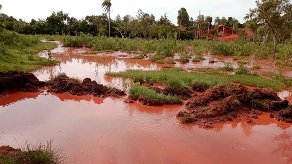 Pobladores de Paso Yobái se ponen de pie contra la contaminación de cauces