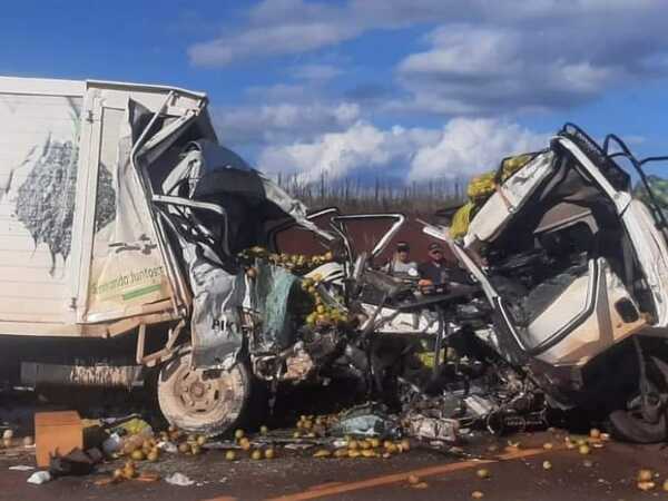 Un muerto y dos heridos deja un choque frontal | 1000 Noticias